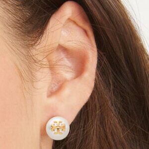 Elegant Gold and White Stud Earrings